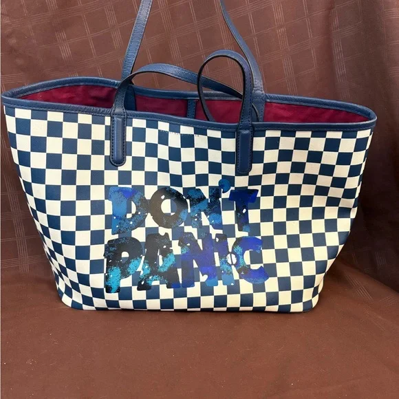 Don’t Panic Checkerboard Tote Bag w/ Matching Wristlet Pouch Navy Cream - Picture 3 of 7